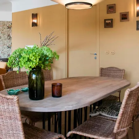 Beautiful Love Nest Near The Seine *