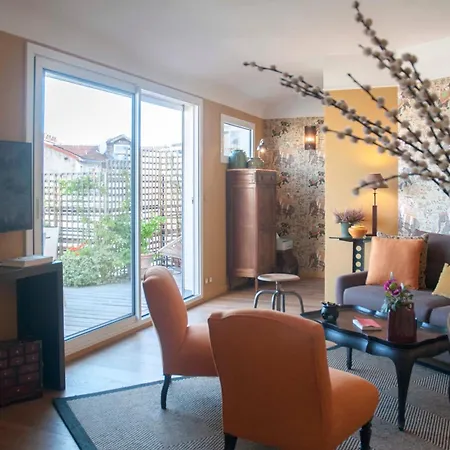 Beautiful Love Nest Near The Seine Paris